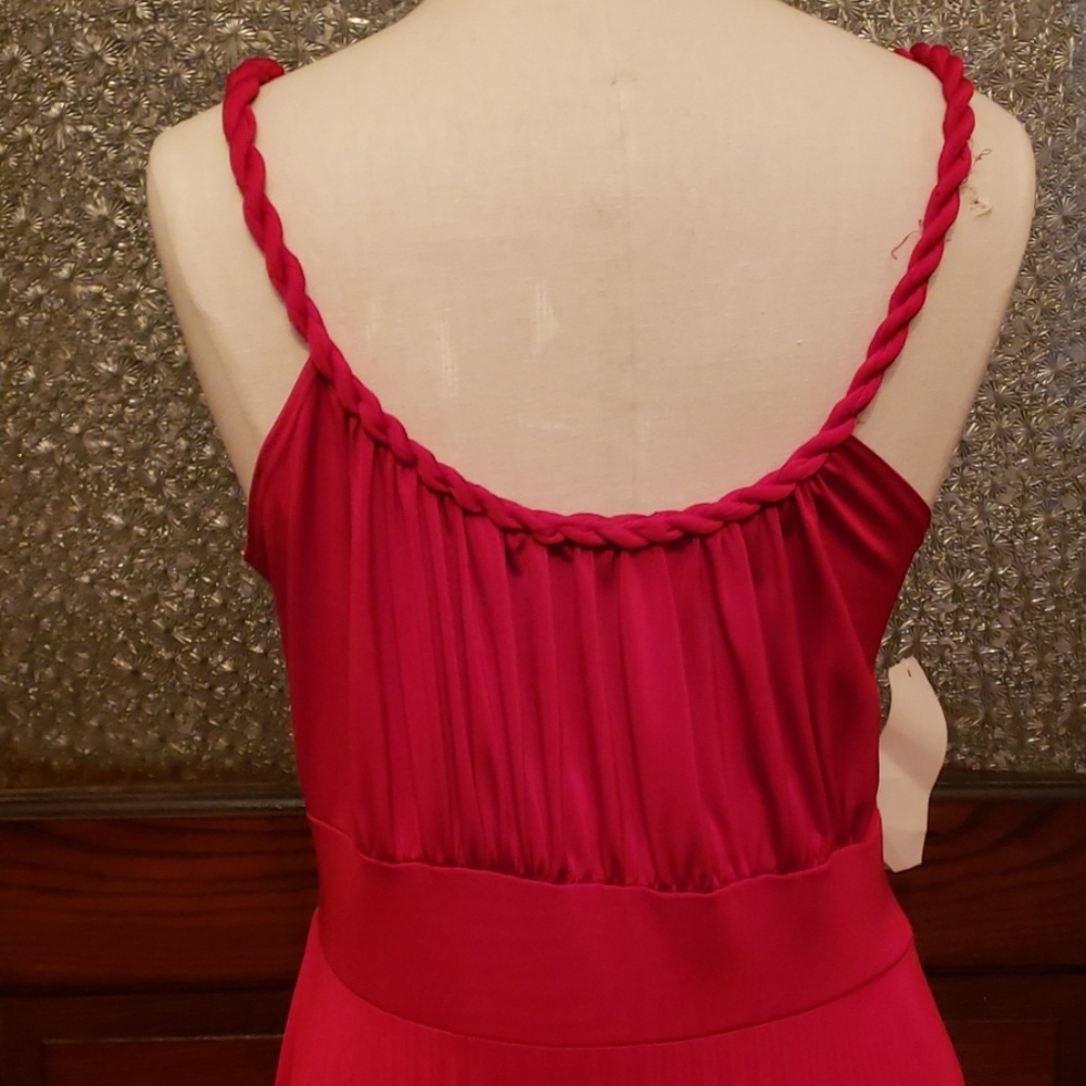 Dress - Picture 6 of 8